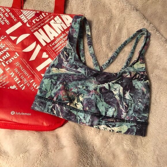 Lululemon energy bra - Picture 1 of 7